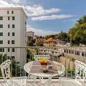Apartament Ilheus Iii By An Island