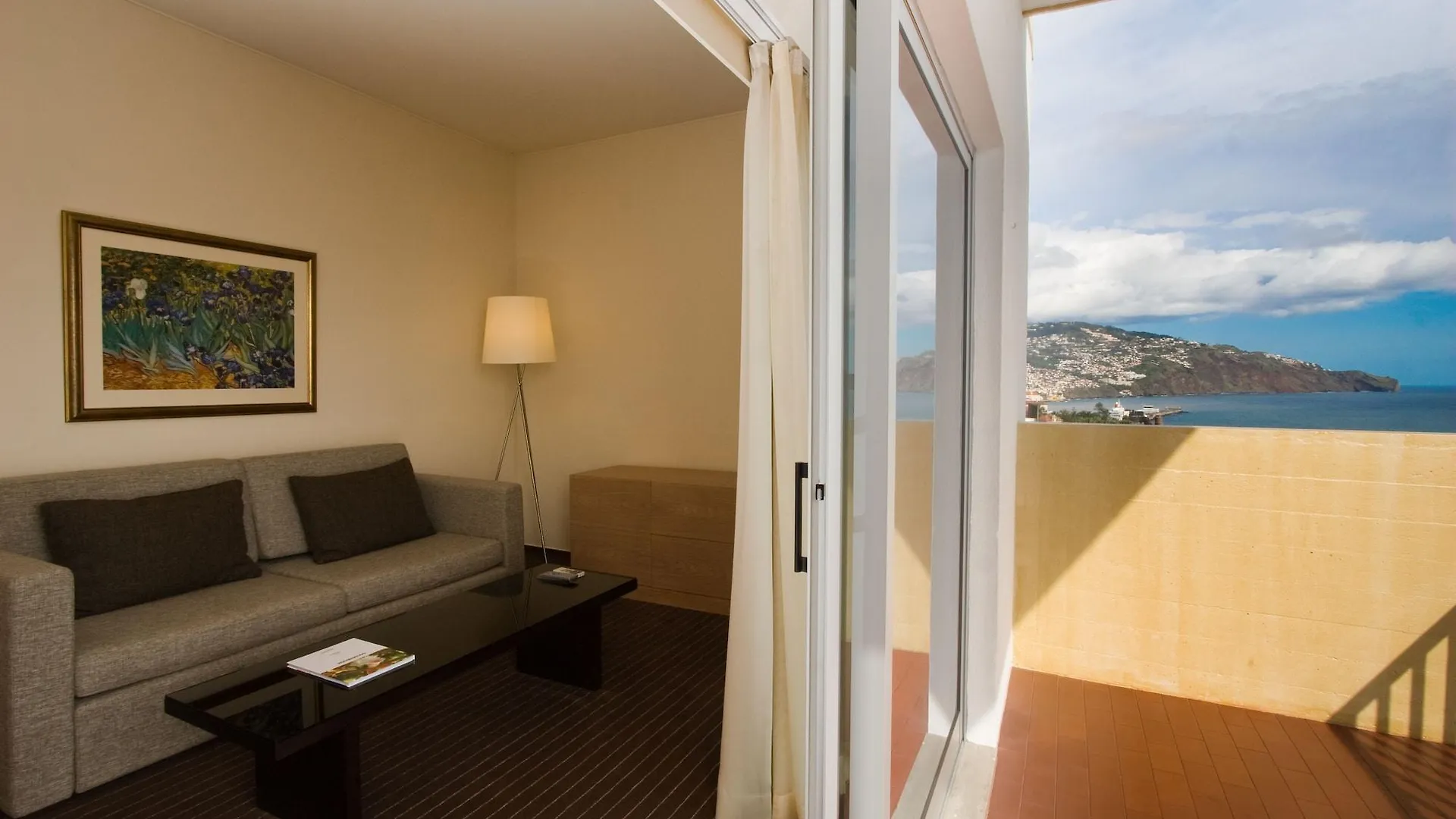 Hotel Girassol - Suite Hotel Funchal  Funchal (Madeira)